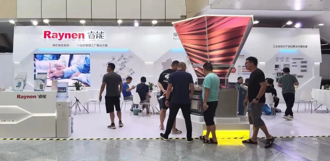 展會(huì)精彩回顧|睿能科技攜最新襪機(jī)電控產(chǎn)品亮相大唐襪博會(huì)(圖2) 展會(huì)精彩回顧|睿能科技攜最新襪機(jī)電控產(chǎn)品亮相大唐襪博會(huì)(圖2)